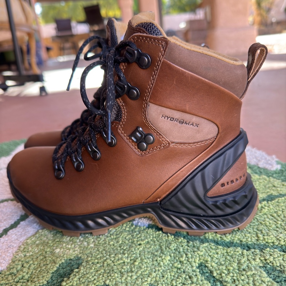 ECCO Hydromax Leather Boots